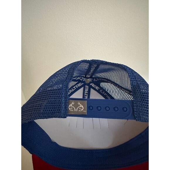 RealTree Fishing Trucker Snapback Hat Snap Closure Cotton Red White Blue NEW - Picture 6 of 8
